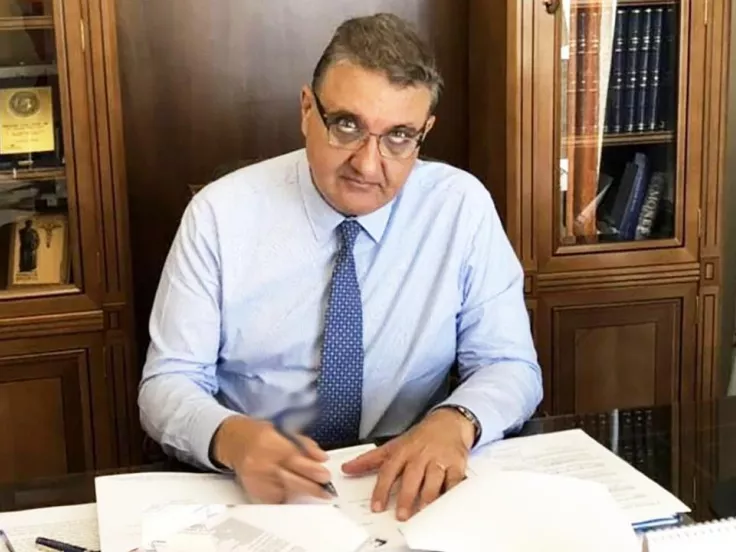 Εξαδάκτυλος