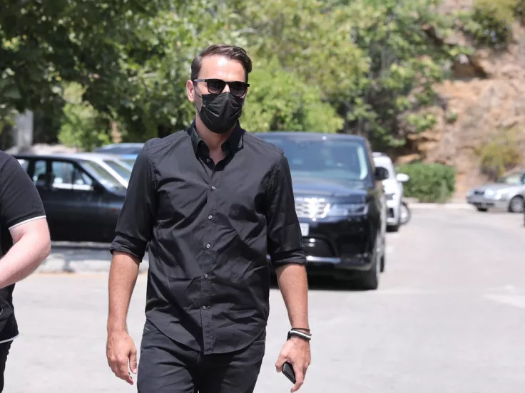 nikos_vertis