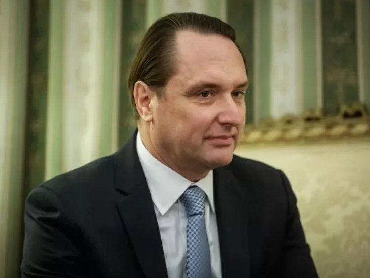 oukranos_presvis