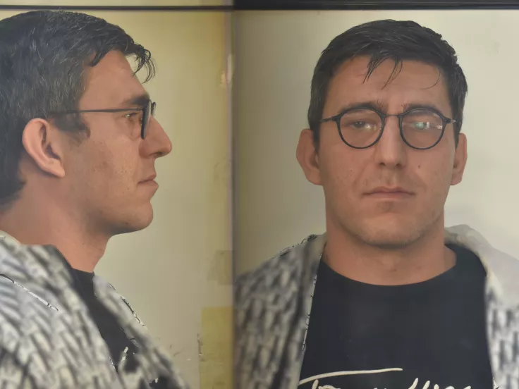 οι φωτογραφίες του Γερμανού παιδόφιλου που παρίστανε τον αστυνομικό