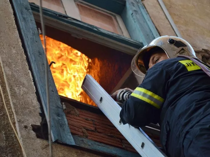 Πυρκαγιά σε διαμέρισμα στον Κολωνό