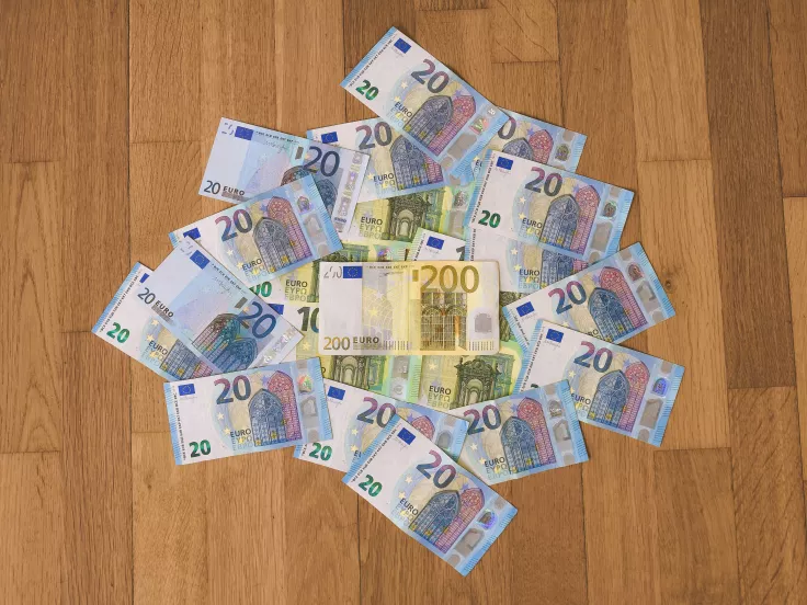 pliromes epidomata euro xrimata lefta
