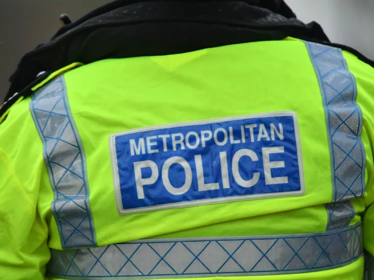 Βρετανία: Ένας αξιωματικός της αστυνομίας του Λονδίνου ομολόγησε ότι είναι κατά συρροήν βιαστής