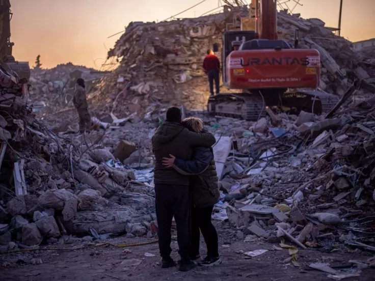 Τουρκία-σεισμός: Τρεις άνθρωποι, μεταξύ των οποίων ένα παιδί, ανασύρθηκαν ζωντανοί από τα ερείπια 296 ώρες μετά τον σεισμό - Ο ένας πέθανε μέσα σε λίγα λεπτά από τη διάσωσή του
