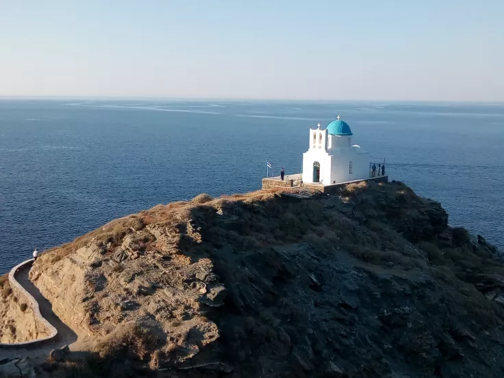 Νέες θέσεις εργασίας στο νησί της Σίφνου