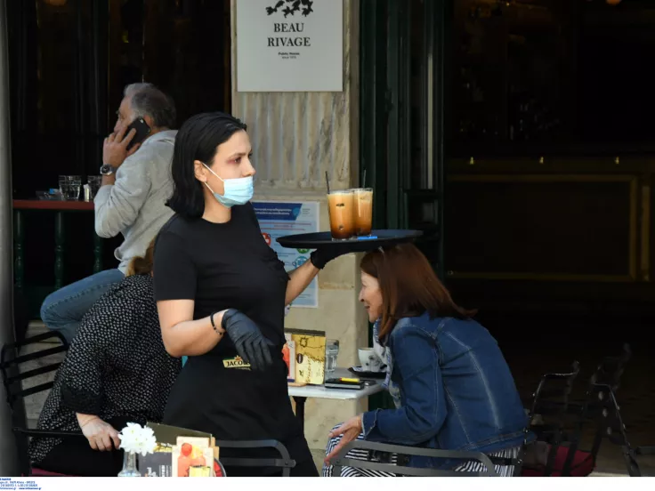 Οι νέοι μισθοί για 430.000 εργαζόμενους