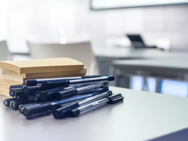 Σχολεία και αίθουσες