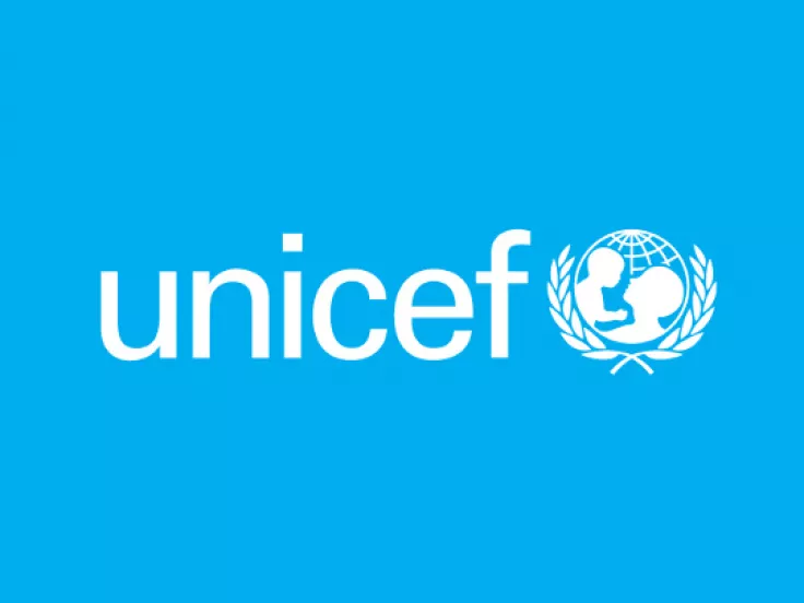 unicef-logo-flag.jpg