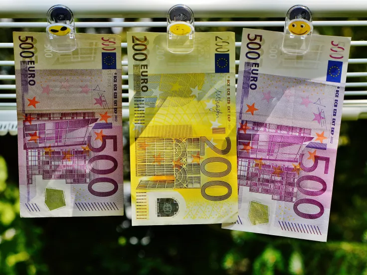 euro-xrimata-money.jpg