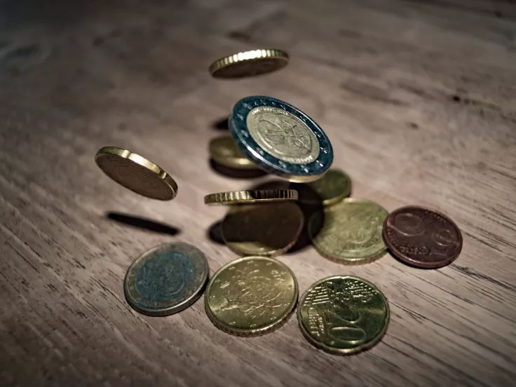 lefta-xrimata-euro.jpg