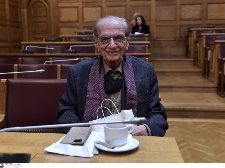 Πέθανε ο σπουδαίος συγγραφέας Βασίλης Βασιλικός