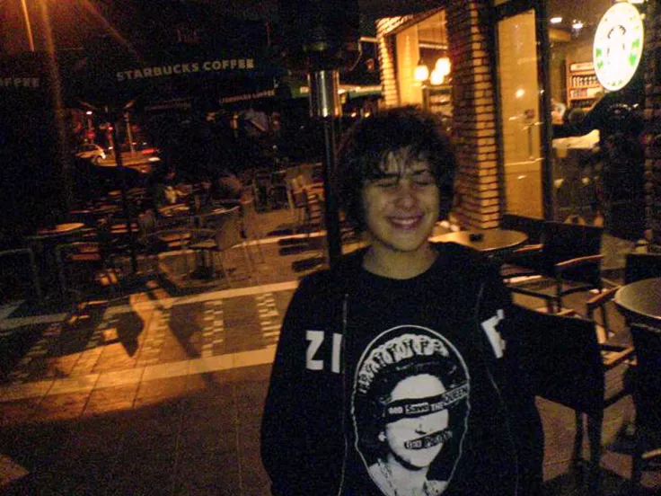Δεκαπέντε χρόνια από την εν ψυχρώ δολοφονία του 15χρονου Αλέξανδρου Γρηγορόπουλου