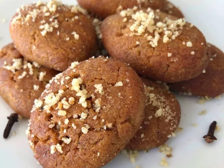 melomakarona-greek-christmas-honey-cookies-1-scaled.jpg