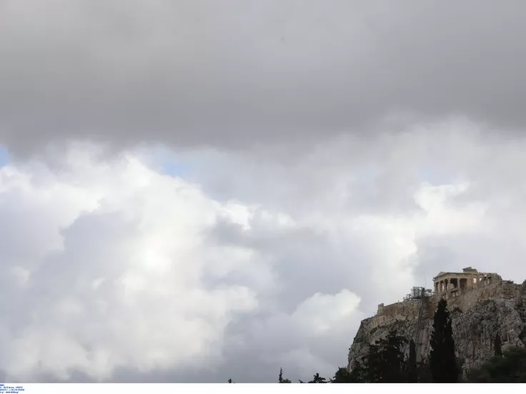 Καιρός: Παραμένει και σήμερα το τσουχτερό κρύο – Πού θα βρέξει