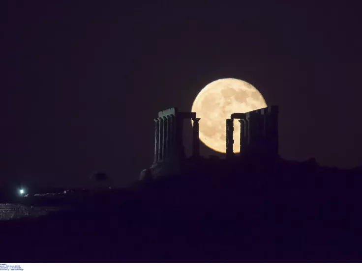 Ζητείται εργατοτεχνικό προσωπικό για τον ναό του Ποσειδώνα