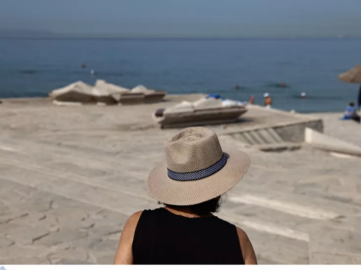 Καιρός: Δεν «κοπιάζουν» οι άνεμοι, ανυποχώρητη η ζέστη με 38 °C