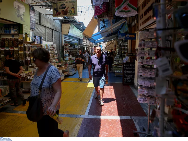 Τουριστική σεζόν: Σε 40.000 επιτόπιους ελέγχους προχωρούν οι «ράμπο» της εφορίας