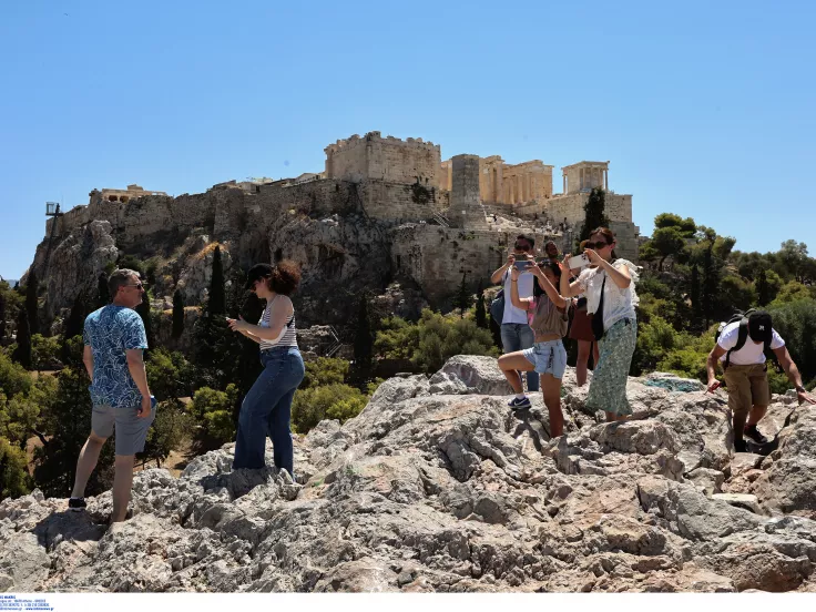 Καύσωνας: Τροποποιείται το ωράριο λειτουργίας αρχαιολογικών χώρων