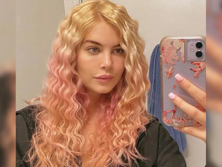 Η συγκλονιστική ιστορία της wellness influencer που «απήγαγε» τις followers της