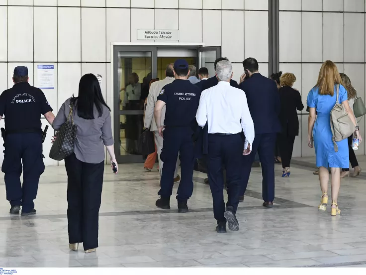 Μάτι: Αρχίζει από το μηδέν η δίκη - Στο εδώλιο όλοι οι κατηγορούμενοι