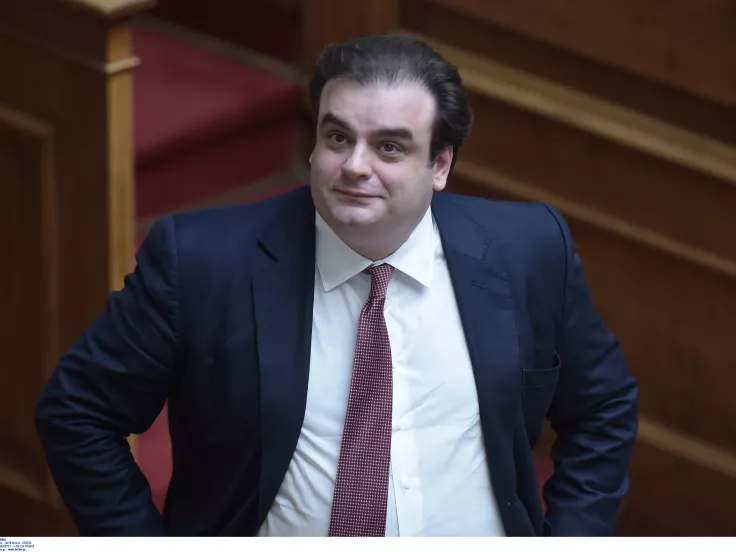 Πιερρακάκης: «Πριμ» μονάδων μετάθεσης στους εκπαιδευτικούς του Ψηφιακού Φροντιστηρίου