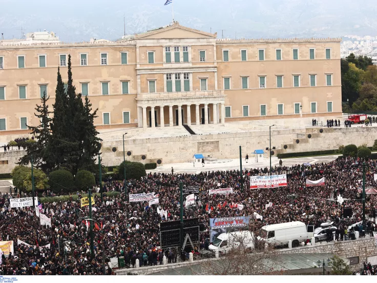 Πανελλαδική απεργία 9 Απριλίου: Ποιοι συμμετέχουν - Πώς θα κινηθούν τα ΜΜΜ
