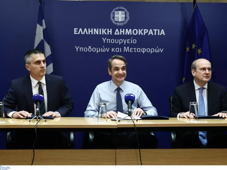 Μητσοτάκης: Σχέδιο παρεμβάσεων για τα ΜΜΜ τον Απρίλιο - Σιγή ιχθύος για τη «λάθος» σήραγγα του μετρό