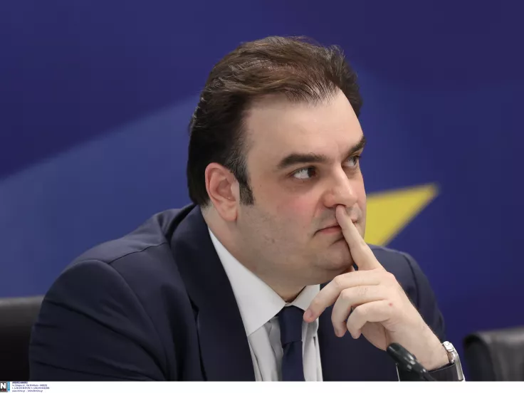 Σαφές μήνυμα Πιερρακάκη: «Όχι» στην 13η σύνταξη