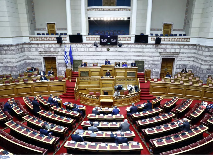 Βουλή: Στην Ολομέλεια σήμερα το νομοσχέδιο για την «Ενίσχυση της κεφαλαιαγοράς και άλλες διατάξεις»
