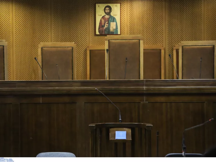 Γραπτός ΕΣΔΙ: Μόνιμοι σε Δικαστήρια και με απολυτήριο λυκείου - Τα SoS