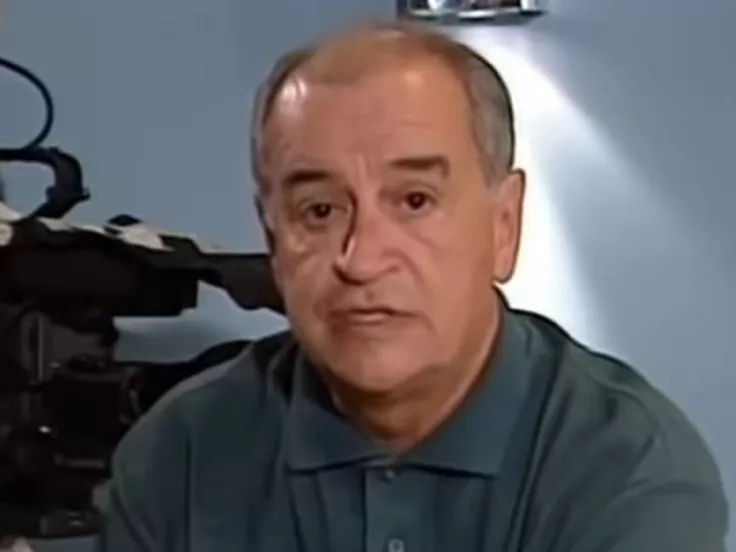 Κώστας Λυχναράς