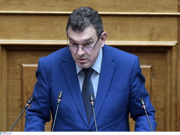 Νίκη: Διαγράφεται ο βουλευτής που εισέβαλε στην Πινακοθήκη