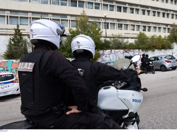 Πολυτεχνειούπολη: Βίντεο από το επεισόδιο στη σχολή Μηχανολόγων Μηχανικών