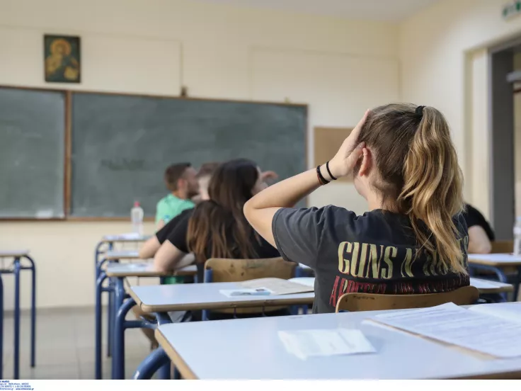Πρωινό «χάος στα λύκεια - Κατέρρευσε η Τράπεζα Θεμάτων