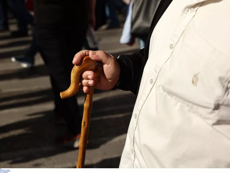 Έρχονται αναδρομικά έως 8.500 ευρώ σε 80.000 συνταξιούχους 