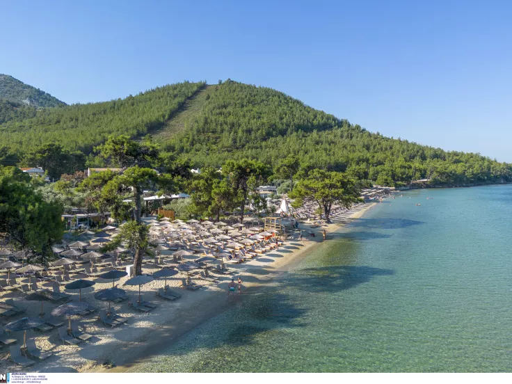 Θερινή σεζόν: Άνοιξαν 60 προσλήψεις σε κάμπινγκ της Θάσου