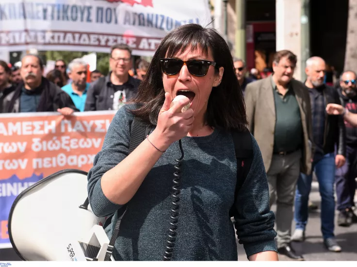 Στάση εργασίας στο Δημόσιο την Παρασκευή - Τι θα γίνει με τις πανελλήνιες