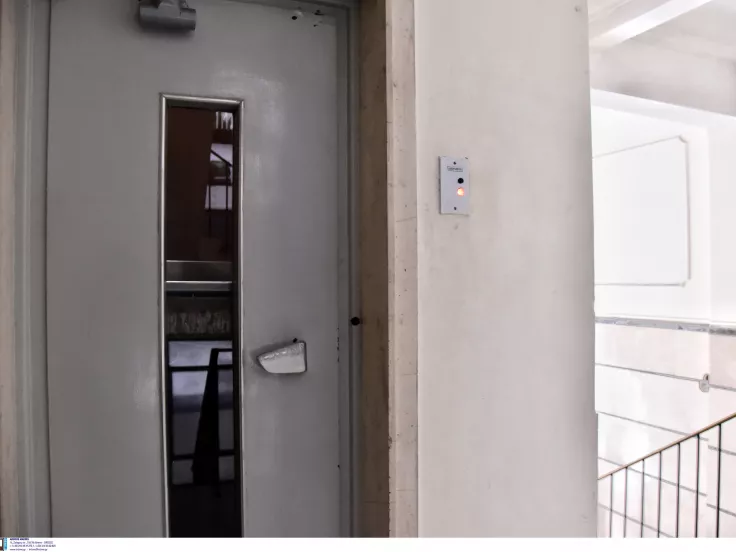 Στον «αέρα» χιλιάδες ασανσέρ: Μη ρεαλιστική η τρέχουσα προθεσμία
