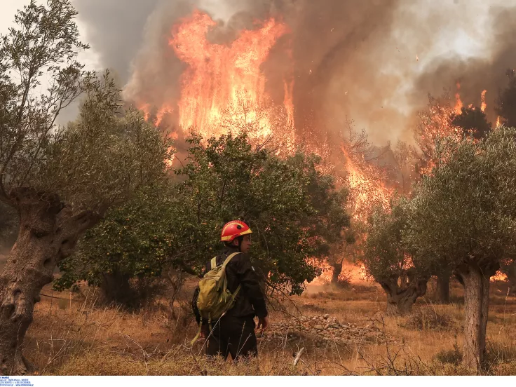 Αυξημένος κίνδυνος πυρκαγιάς σήμερα σε Αττική και 13 ακόμη περιοχές