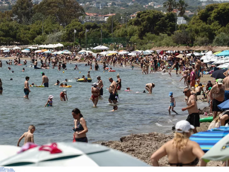 Καιρός: Η πιο ζεστή μέρα σήμερα είναι γεγονός - Πότε θα πέσει η θερμοκρασία