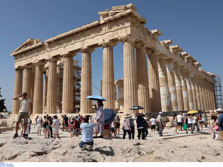 Κλείνει για 4 ώρες σήμερα η Ακρόπολη - Δύο μέτρα και δύο σταθμά στον καύσωνα
