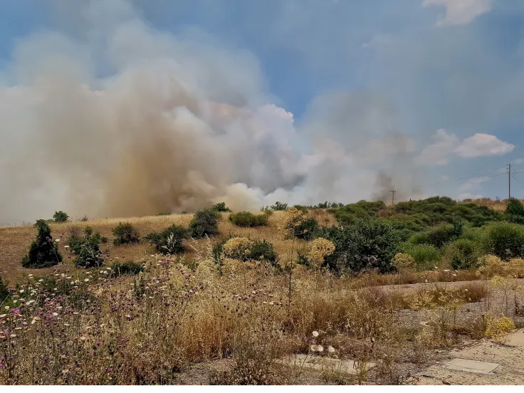 Φωτιά τώρα στη Λέσβο - Κοντά σε κατοικημένη περιοχή