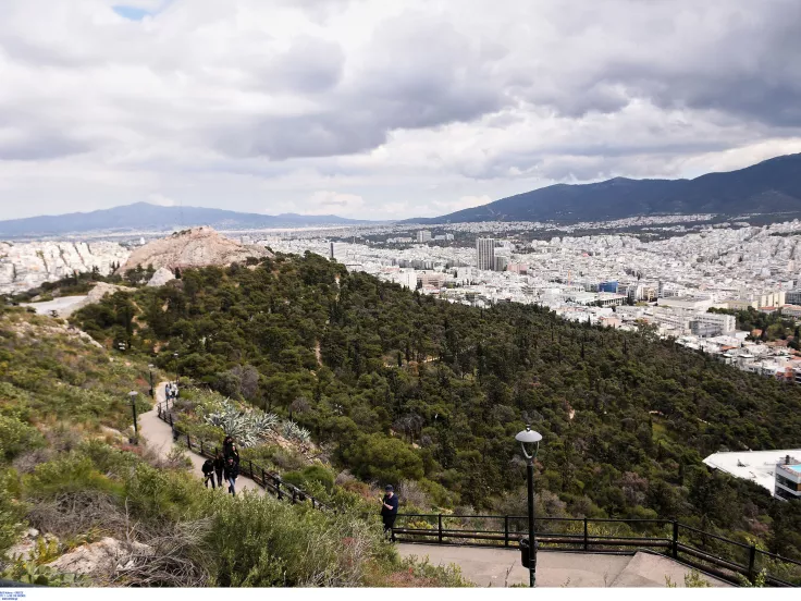 Λυκαβηττός: Ανοίγει αύριο για επισκέψεις