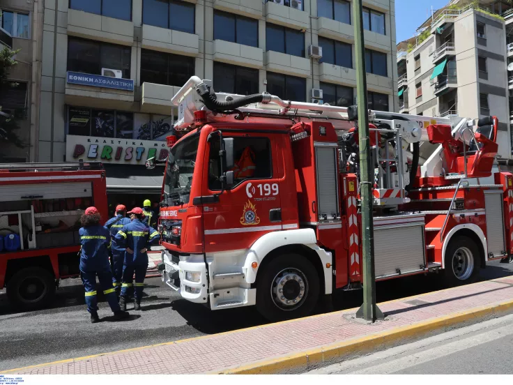 Συναγερμός για νέα απάτη: Παριστάνουν πυροσβέστες για να αποσπούν χρήματα