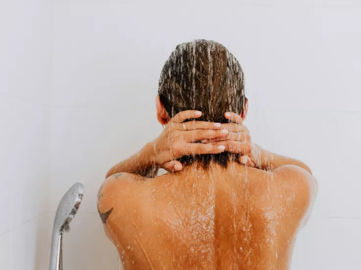 Shower - ντουζ