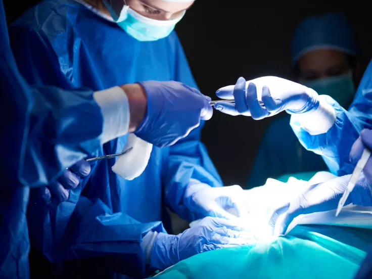 Θερμοπληξία Βρέθηκε μόσχευμα για τον 15χρονο – Υποβάλλεται σε μεταμόσχευση