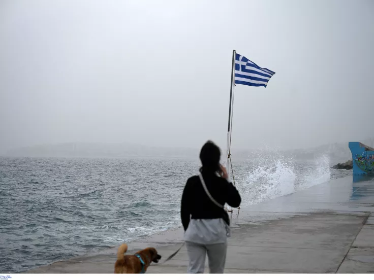 Καιρός: «Κοκτέιλ» ζέστης, βροχών και ισχυρών ανέμων σήμερα