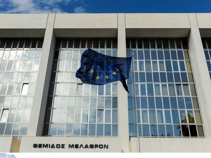 Άρειος Πάγος: Ζητά την παράδοση κινητών στα ανακριτικά γραφεία