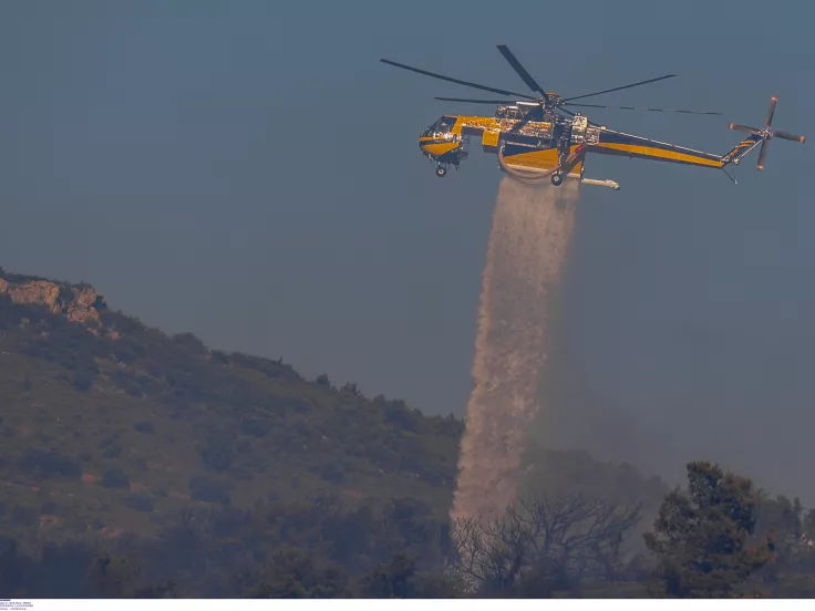 Φωτιά τώρα στην Αιτωλοακαρνανία: Επιχειρούν εναέρια μέσα