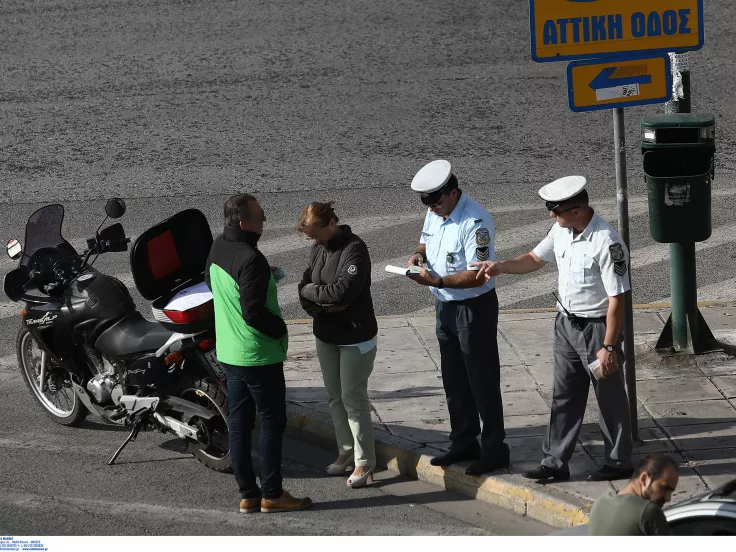 Τροχαία Πάνω από 4.100 πρόστιμα για κράνος σε μία μόλις εβδομάδα
